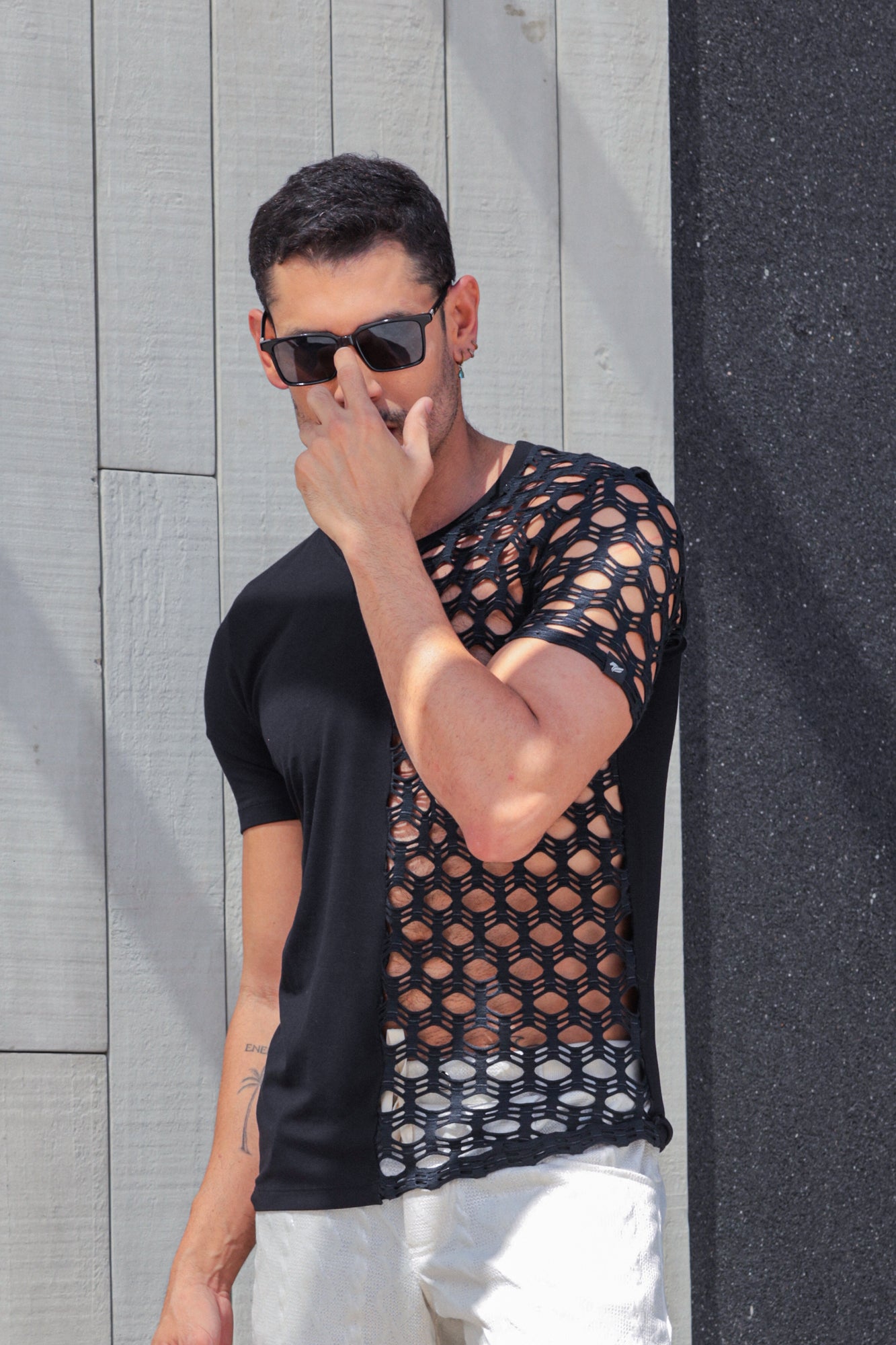 Camiseta Masculina em Arrastão Metade  Viscolycra