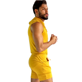 Macaquinho Masculino Modelo Machão com Capuz