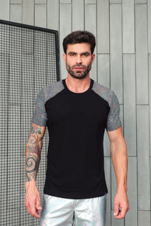 Camiseta Masculina em Viscolycra Mangas Paetê Brunella