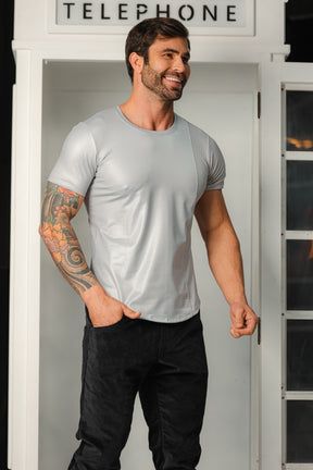 Camiseta Masculina Cirrê com Detalhe em Tela