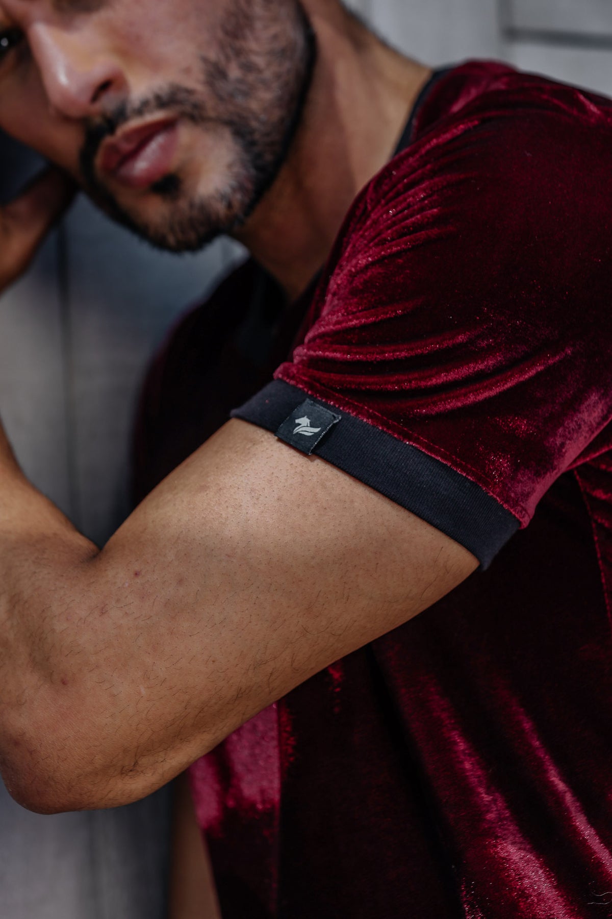 Camiseta Masculina em Veludo Cristal