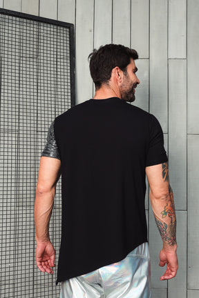 Camiseta Transversal em Viscolycra Detalhe Paetê Malha