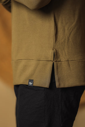 Camiseta Masculina Crepe com Fenda Lateral