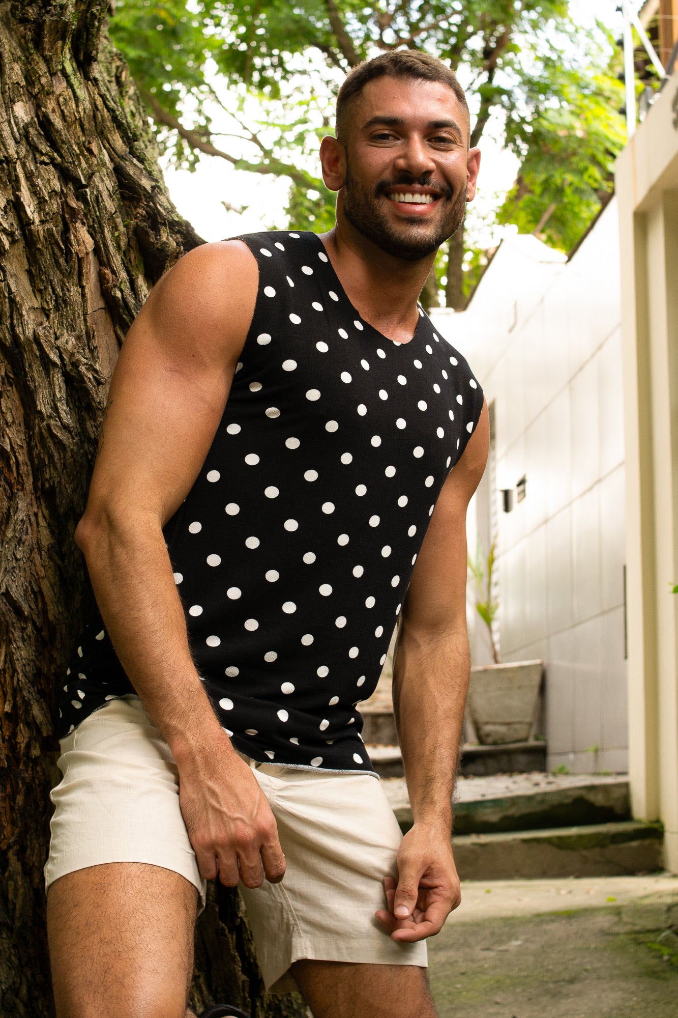 Regata Masculina Machão Estampa Poá Preta