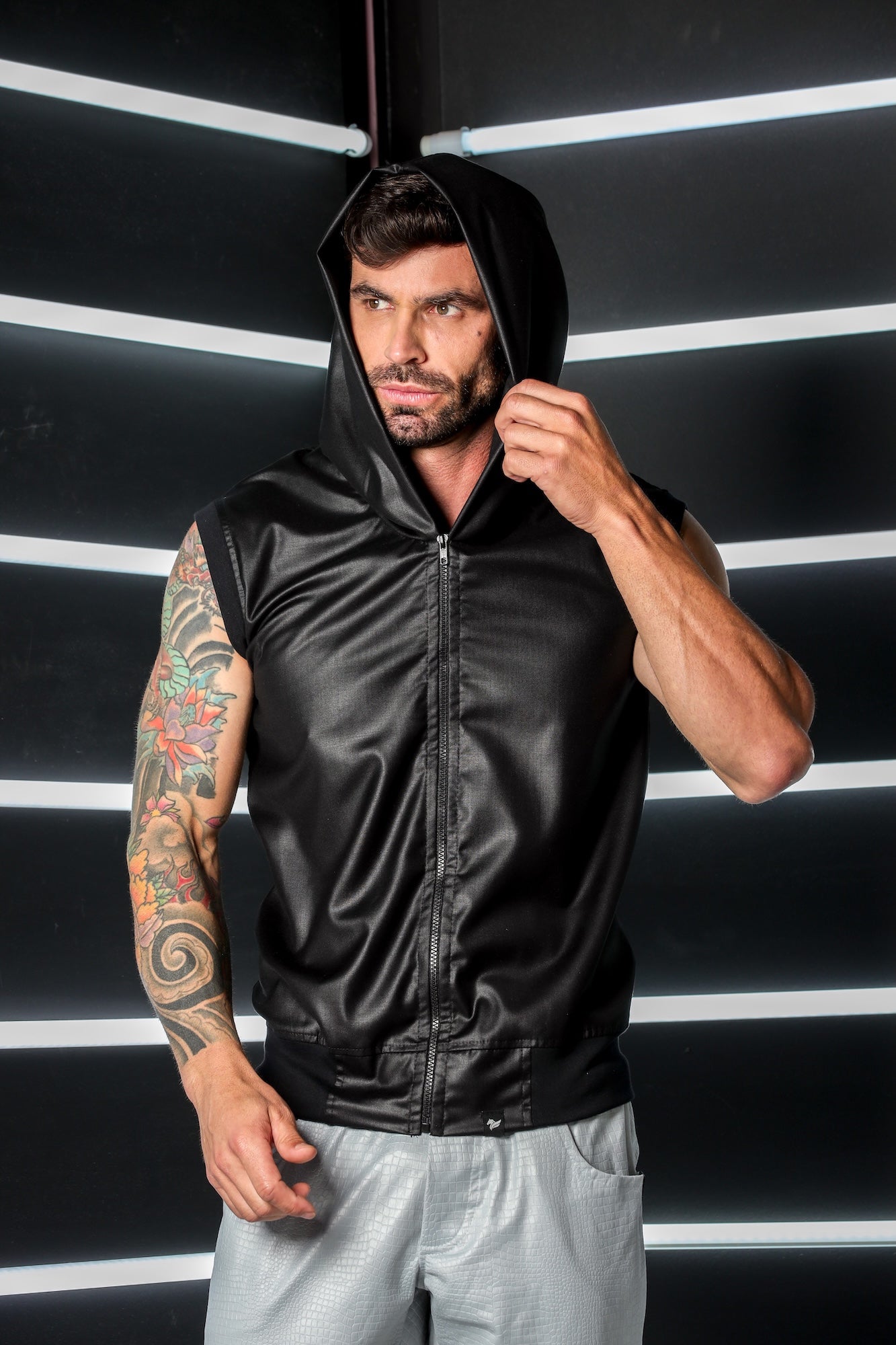 Colete Masculino Em Bengaline Resinado