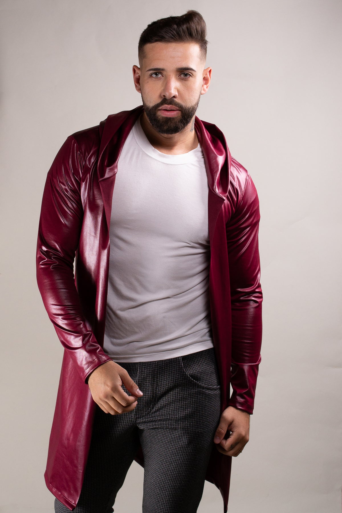 Cardigan Masculino com Capuz em Cirrê Bordô