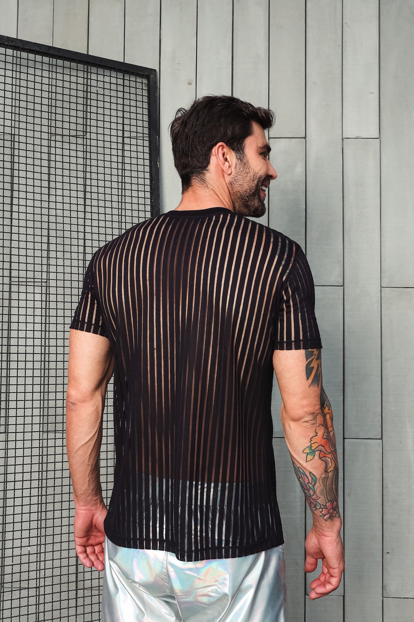 Camiseta em Devorê Listrado