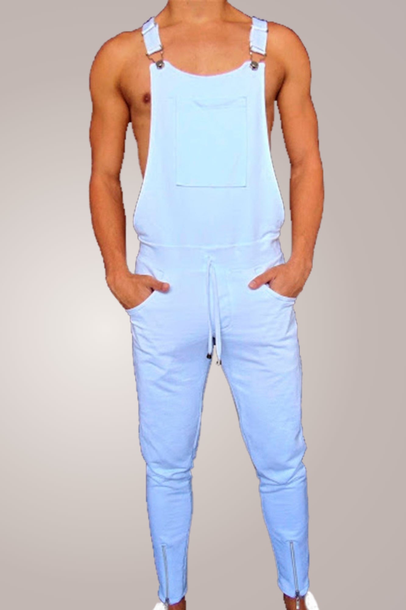 Jardineira Masculina Branca Detalhe de Zíper na Perna