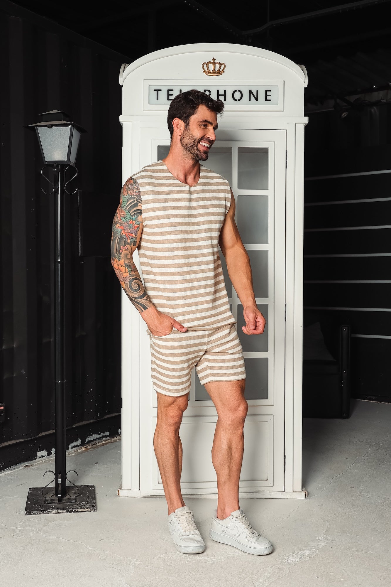 Conjunto Masculino em Tricô Listrado Pastel