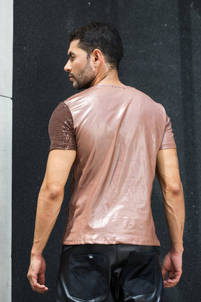 Camiseta Masculina em Cirrê Detalhe em Paetê