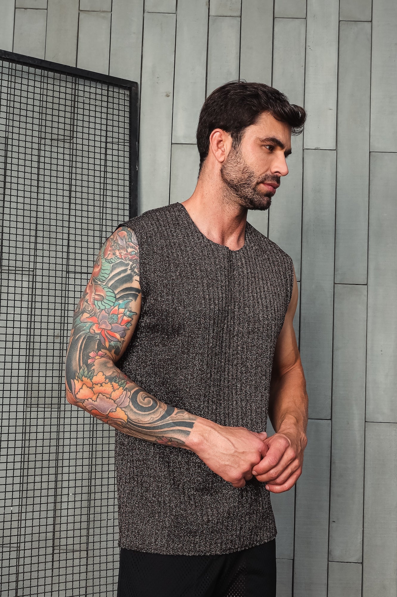 Regata Machão Malha Canelada Fio Dourado