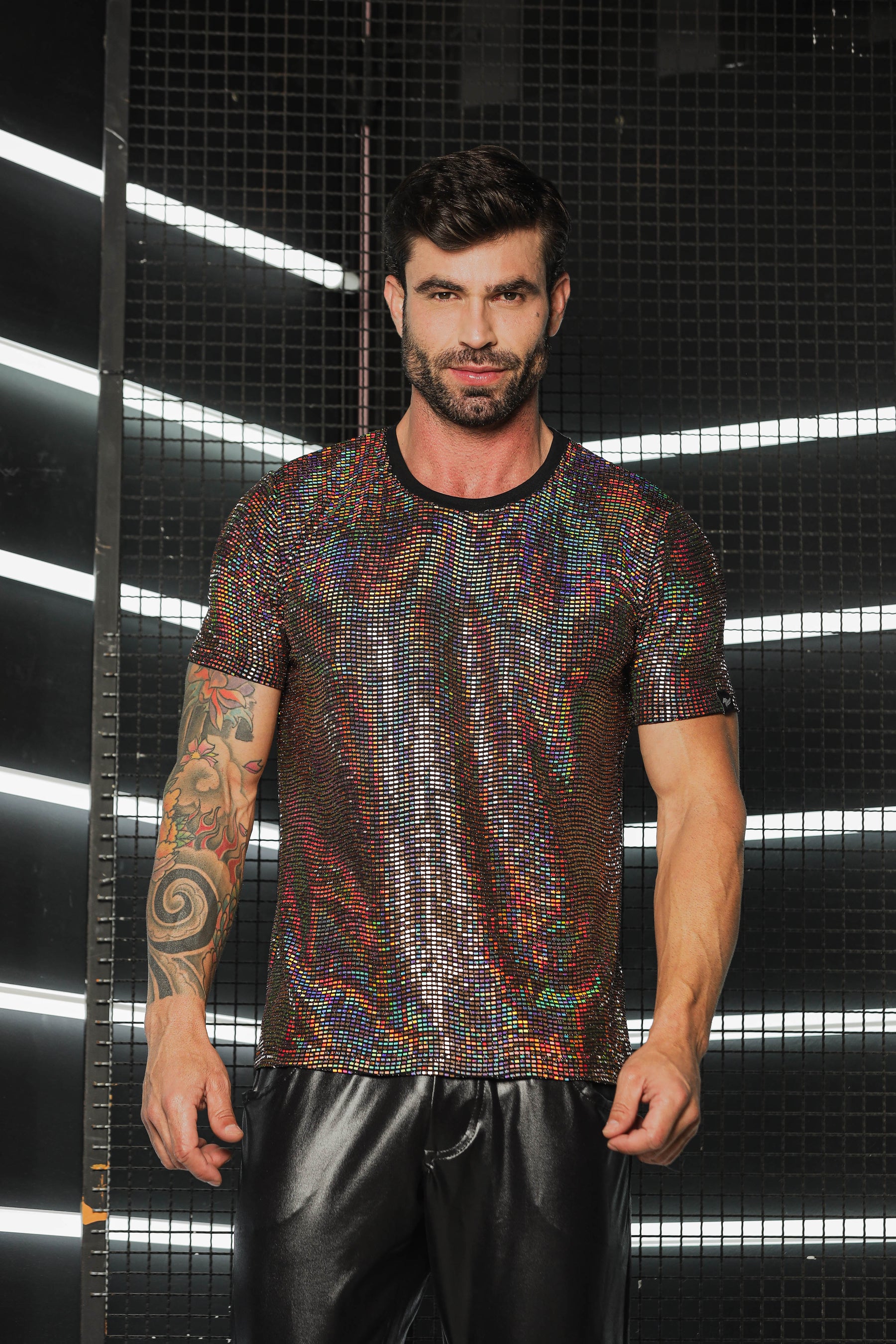 Camiseta Masculina em Paetê Brunella
