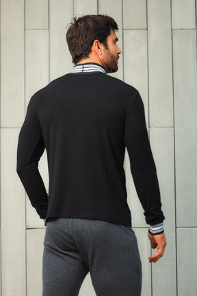 Blusa Masculina Preta Gola Alta Listrada