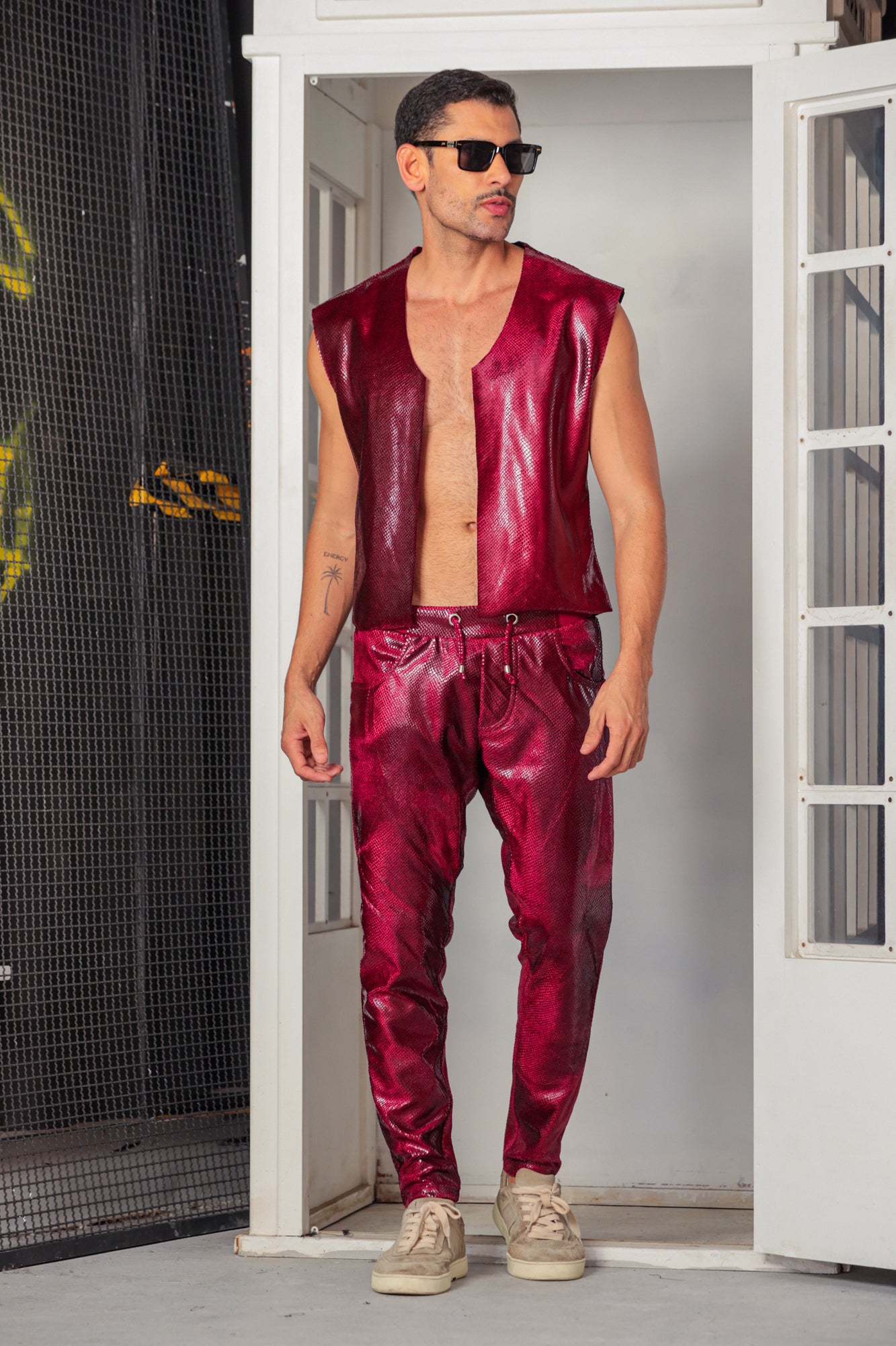 Conjunto Masculino em Veludo Resinado