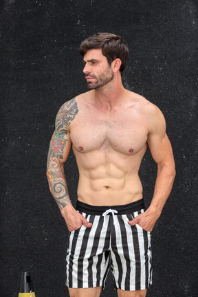 Short Masculino em Tricoline Listra Vertical