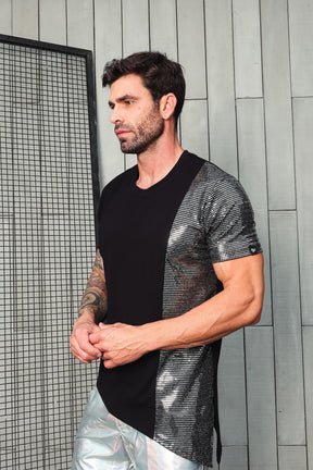 Camiseta Transversal em Viscolycra Detalhe Paetê Malha