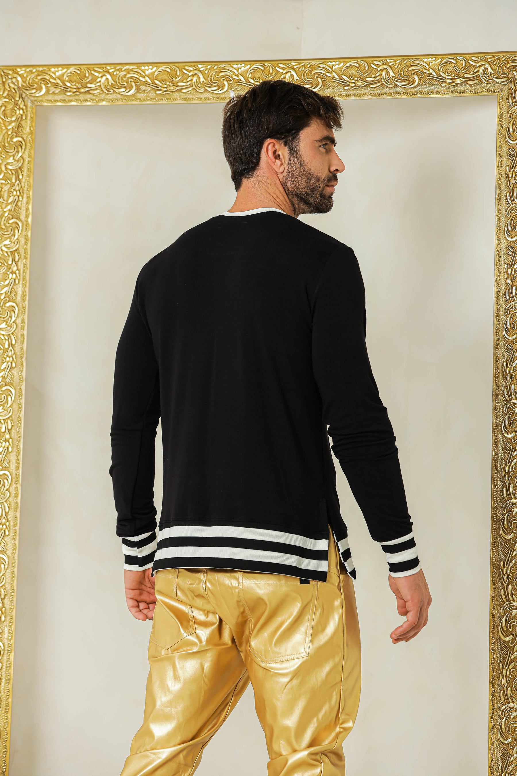 Blusa Masculina em Moletinho Detalhe Listras