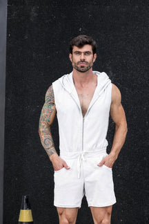 Macaquinho Masculino Modelo Machão com Capuz