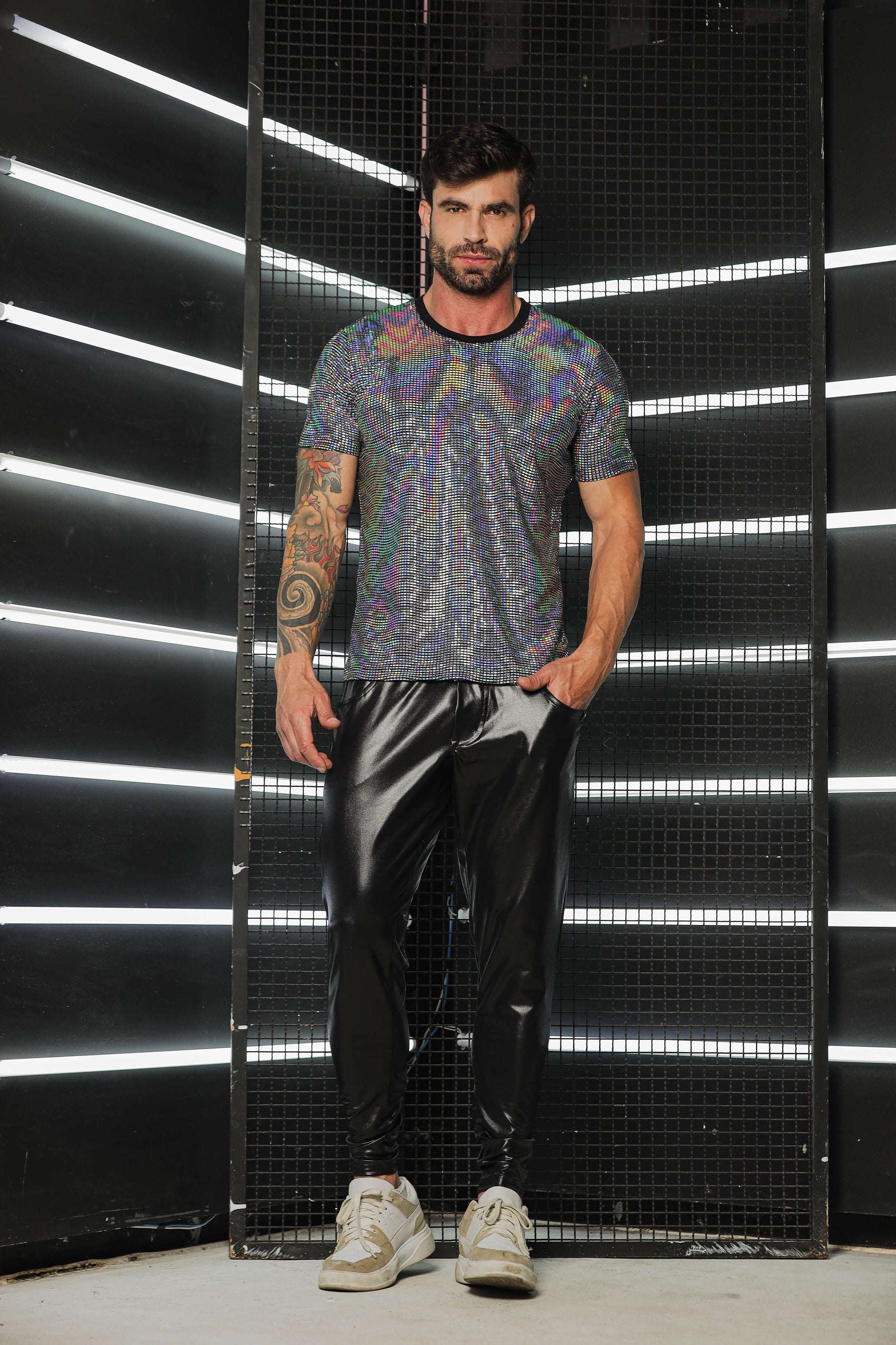 Camiseta Masculina em Paetê Brunella
