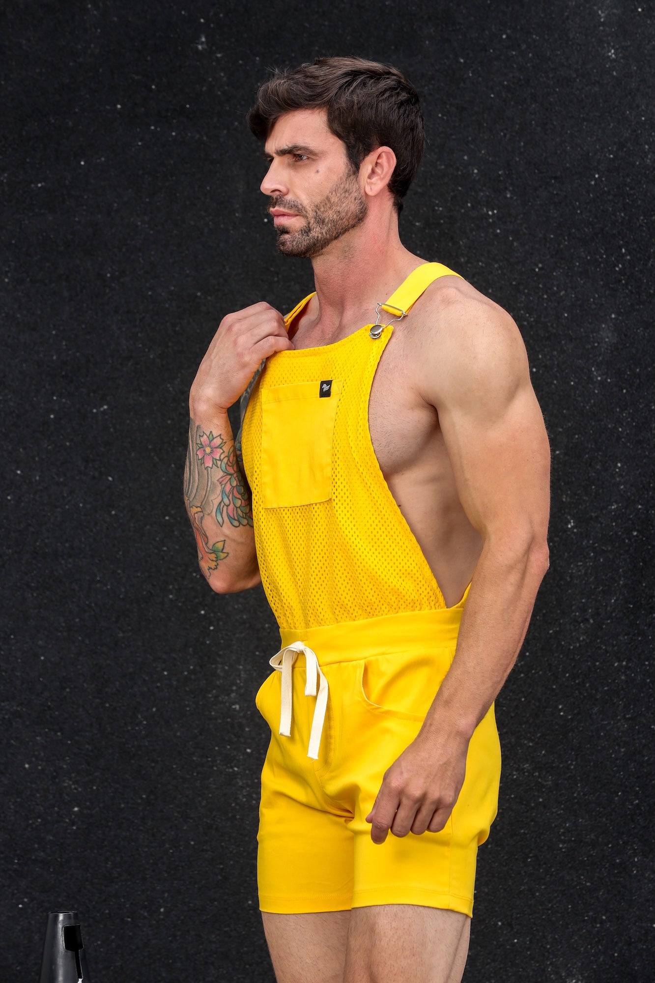 Macaquinho Jardineira Masculino Amarelo
