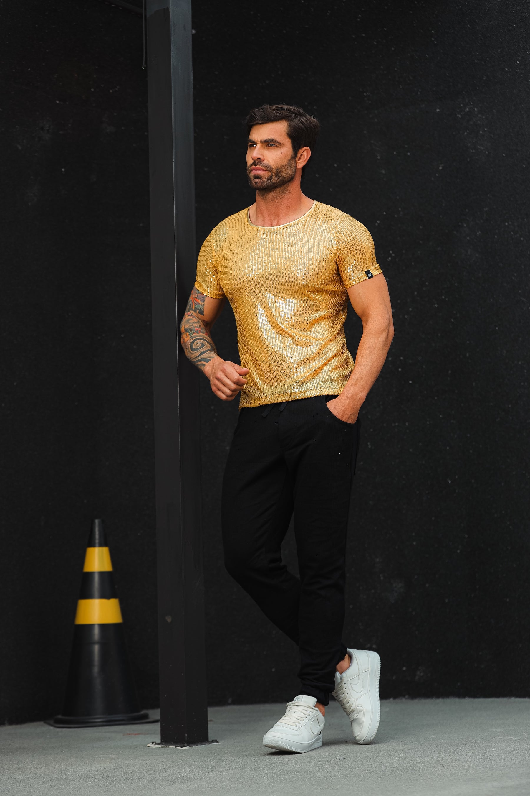 Camiseta Masculina em Paetê