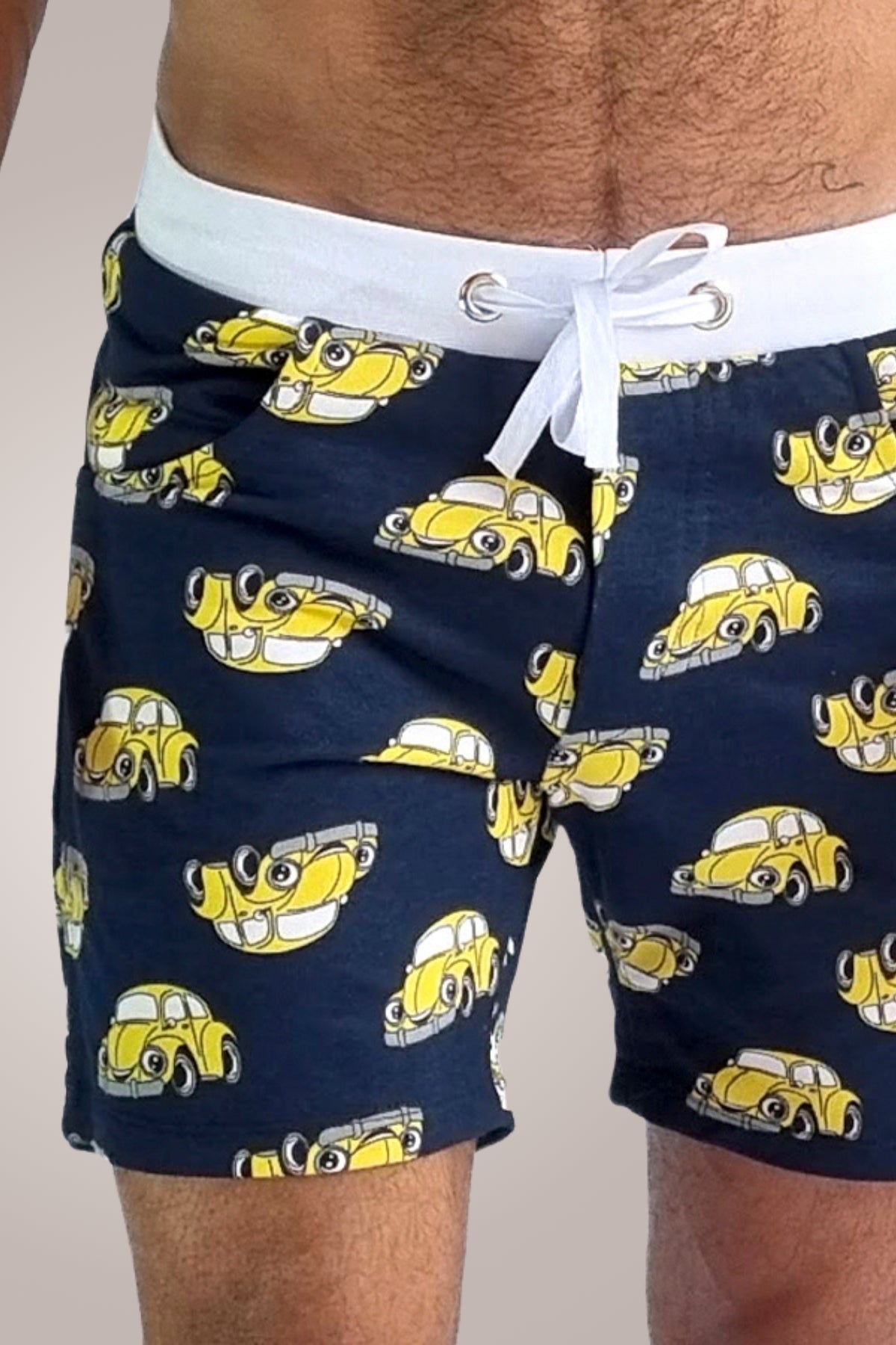 Shorts Masculino de Moletinho Estampado Carrinhos - Ateliê João Vieira - JotaVê