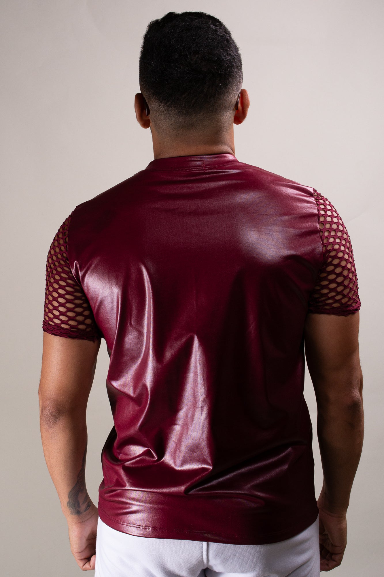 Camiseta Masculina Cirrê Bordô Mangas em Arrastão
