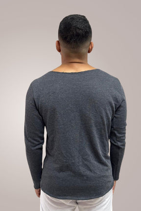 Camiseta Masculina Manga Longa em Moletinho Cinza