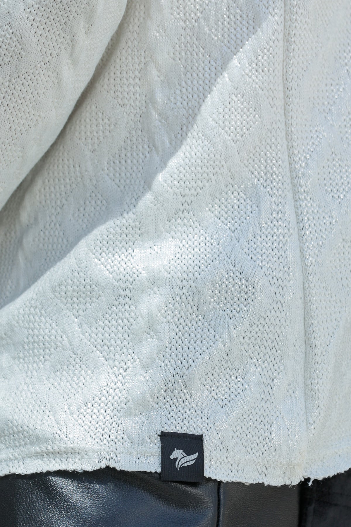 Camiseta Masculina Manga Longa em Tricô Resinado