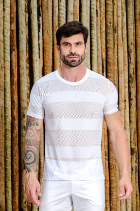 Camiseta Masculina em Tela Listrada