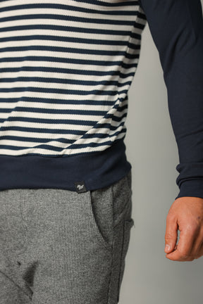 Suéter Masculino Listrado Azul e Branco
