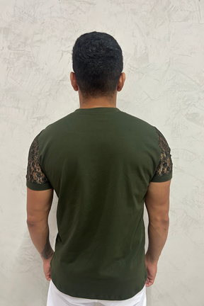 Camiseta Masculina em  Viscolycra Verde Detalhes Mangas