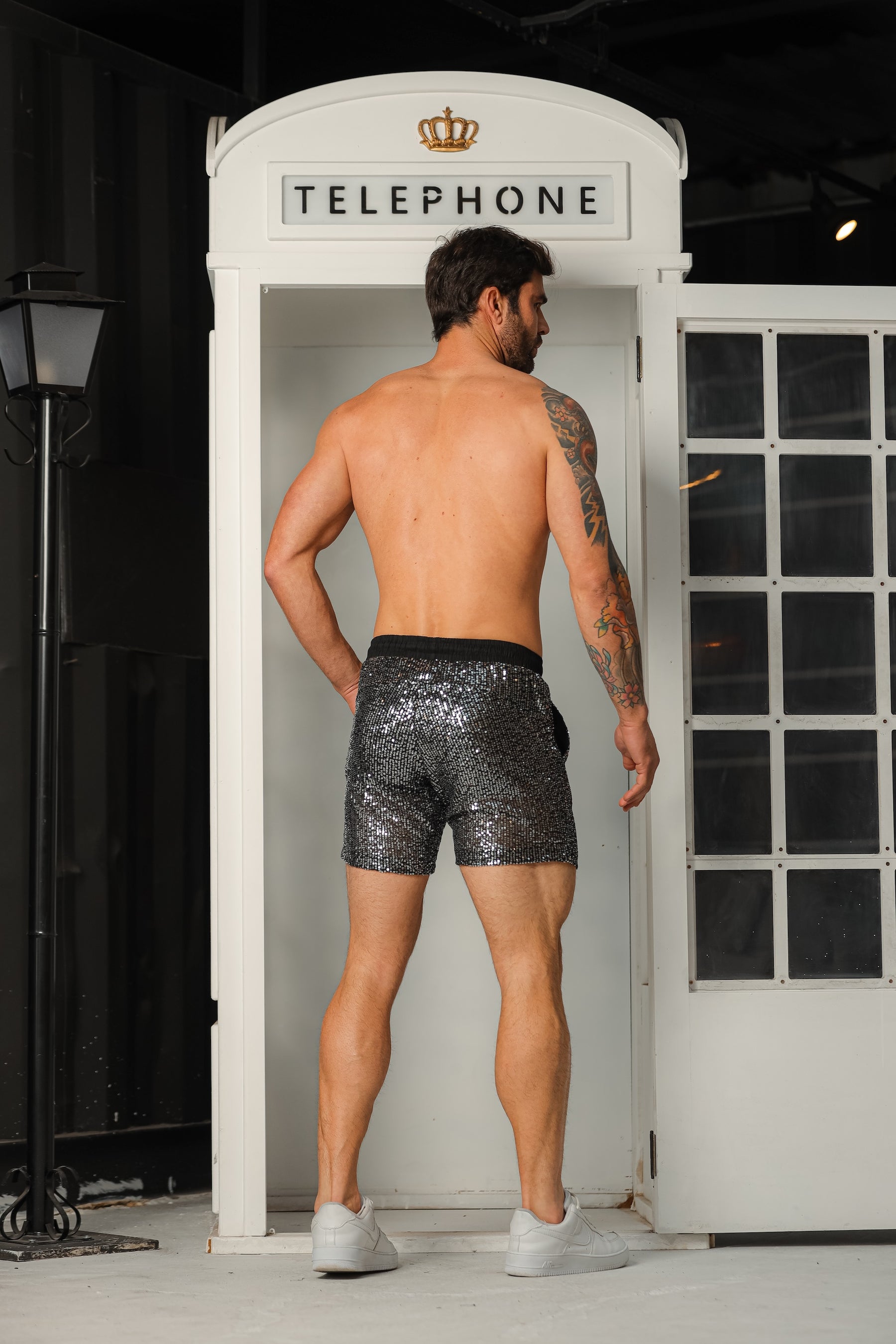 Short Masculino em Paetê Cós Franzido