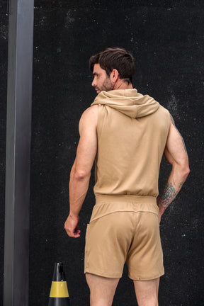 Macaquinho Masculino Modelo Machão com Capuz