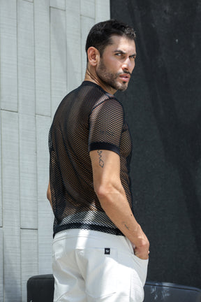 Camiseta Masculina em Arrastão