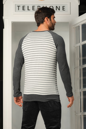 Suéter Masculino Listrado Cinza e Branco
