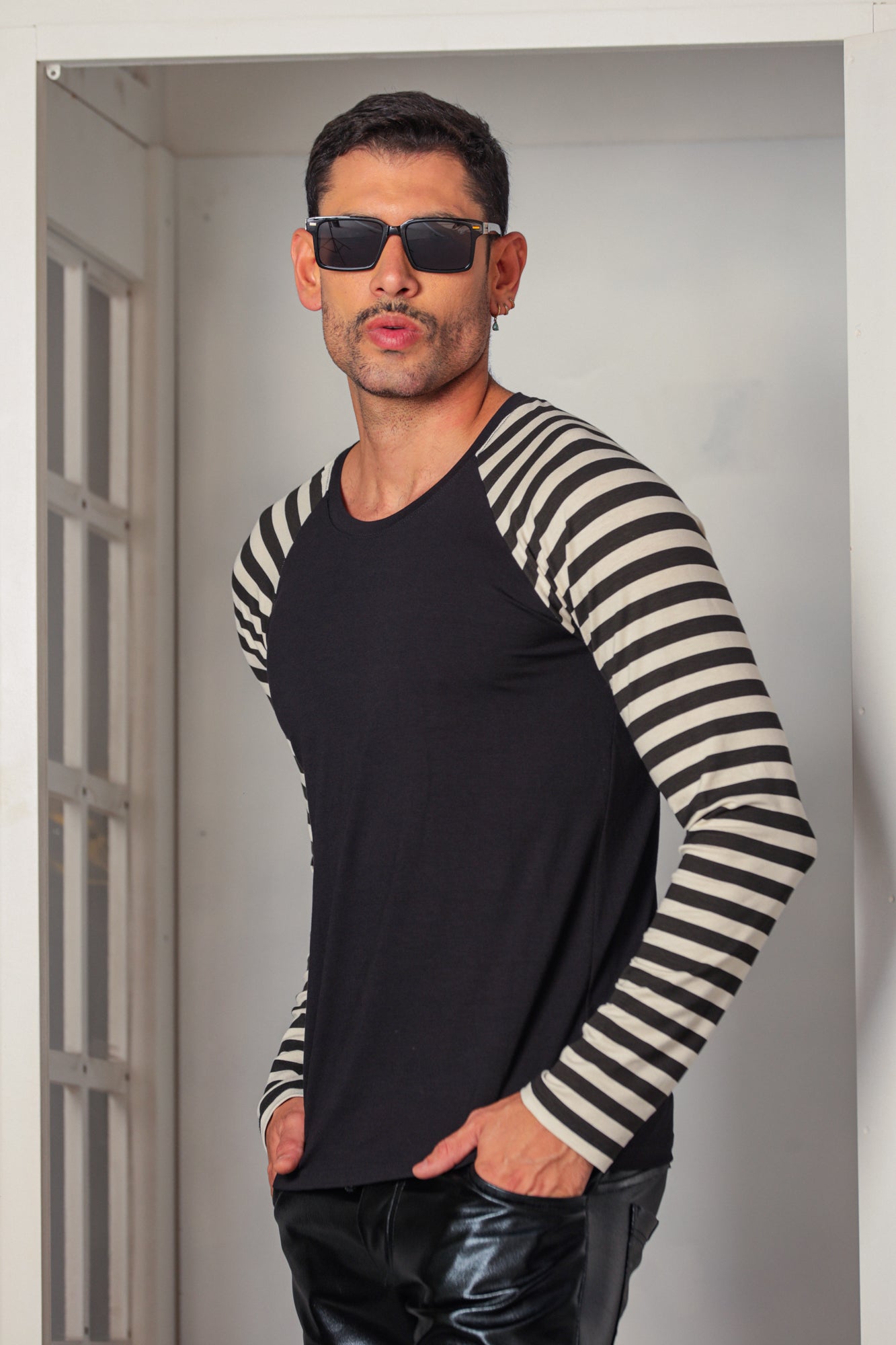 Camiseta Masculina Manga Longa Raglan Listrado