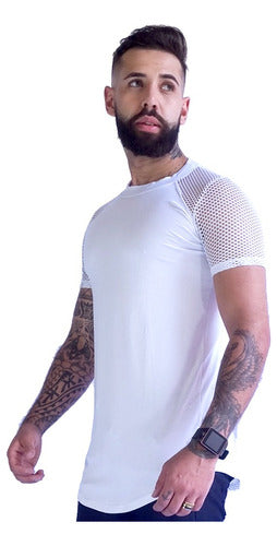 Camisetas Masculina Long Line com Detalhe nas Costas Branco