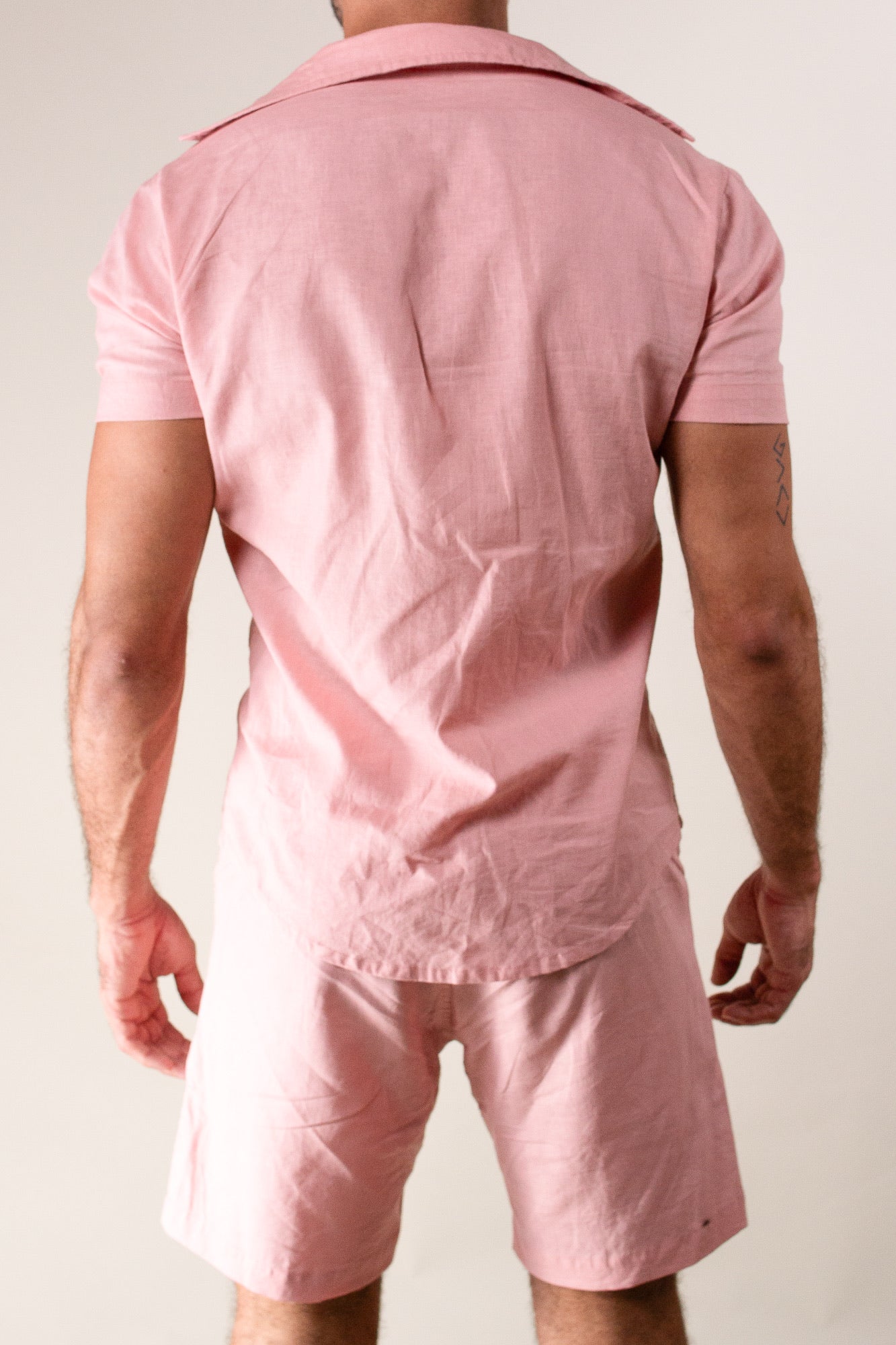 Conjunto Masculino Camisa e Short em Linho Rosê