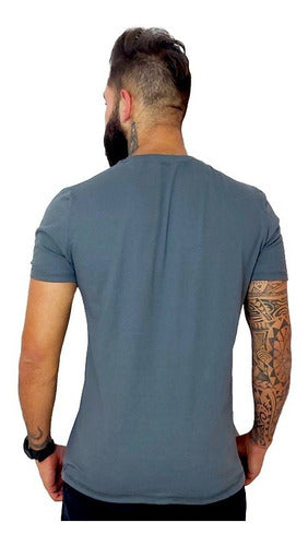Camiseta Masculina 100% Algodão Cinza Escuro
