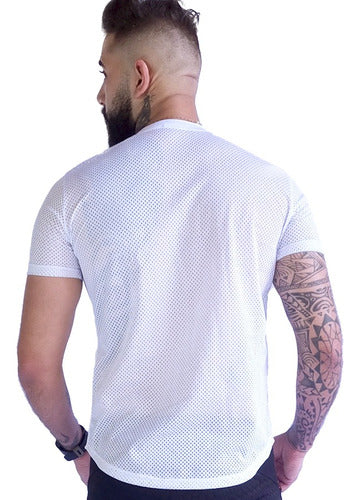 Camiseta Masculina Barra Arredondada Costa em Tela