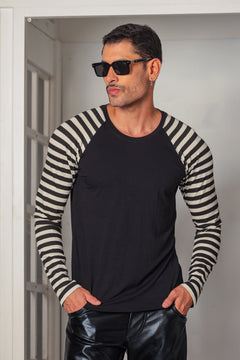 Camiseta Masculina Manga Longa Raglan Listrado
