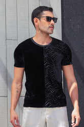 Camiseta Masculina em Veludo com Devorê de Veludo