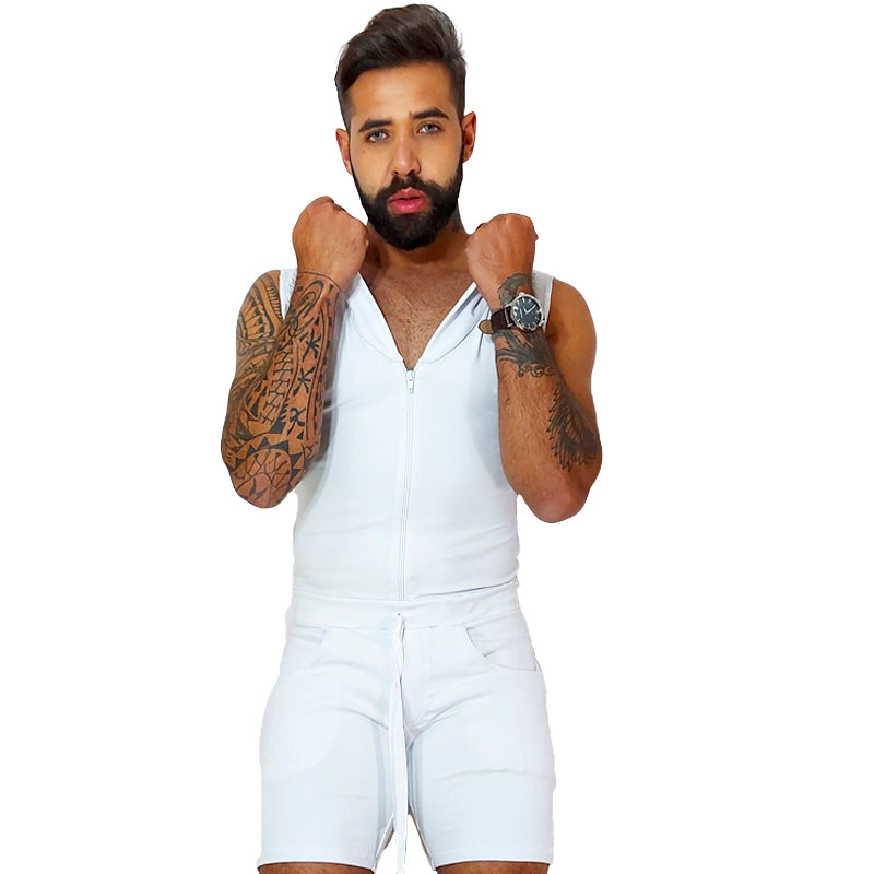 Macaquinho Masculino Modelo Machão com Capuz
