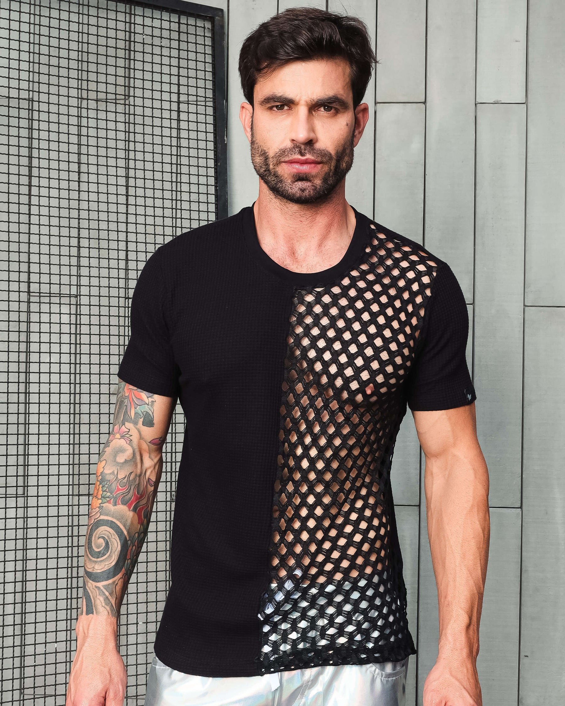 Camiseta Masculina em Viscolycra Metade Arrastão