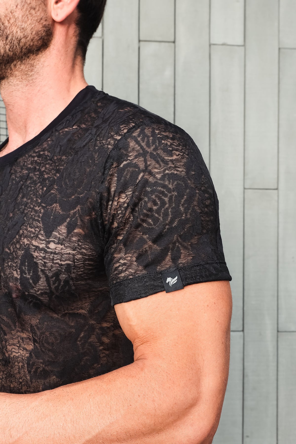 Camiseta Masculina em Renda Devorê Floral