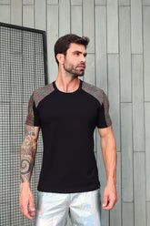 Camiseta Masculina em Viscolycra Mangas Paetê Brunella