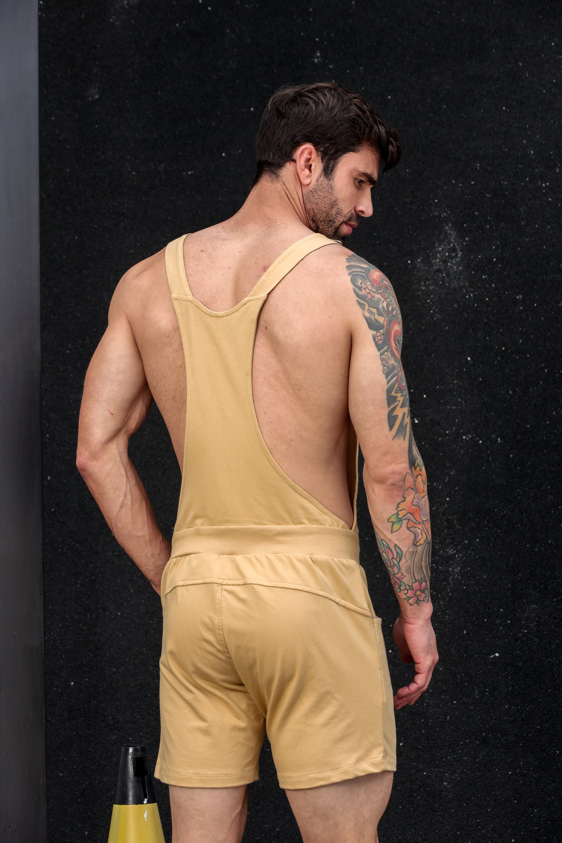 Jardineira Masculina Curta em Malha