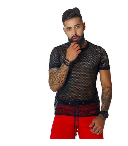 Camiseta Masculina em Arrastão
