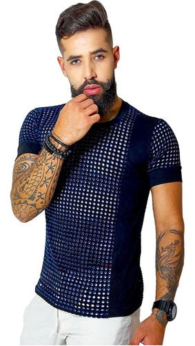 Camiseta Masculina em Arrastão Detalhe Lateral Ateliê João Vieira | JotaVê